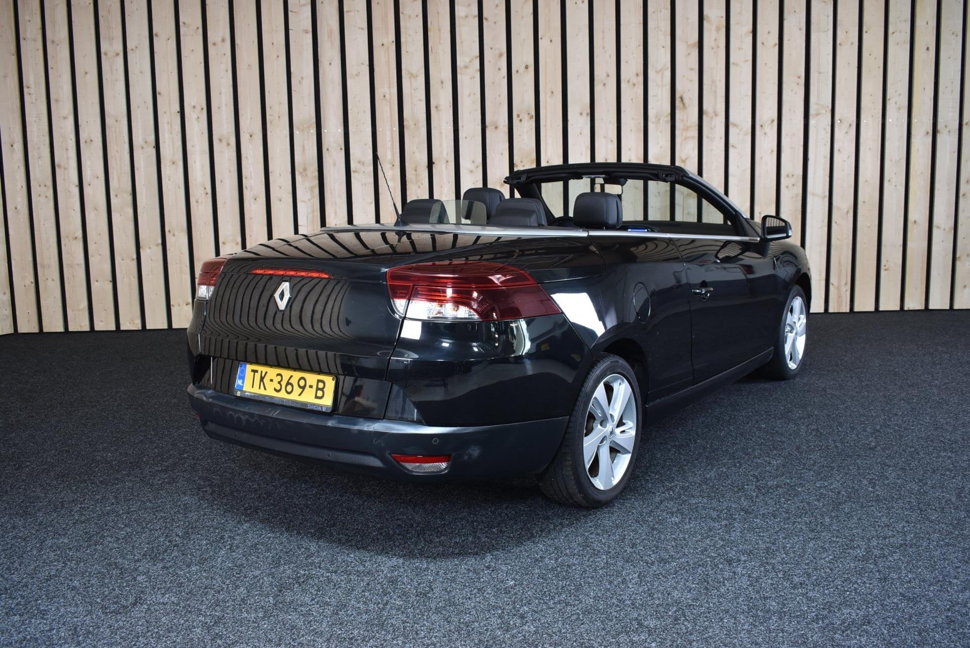 Renault Mégane Coupé-Cabriolet 1.2 TCe Privilège 131pk Cl, Auto's, Voorwielaandrijving, Euro 5, 1490 kg, Gebruikt