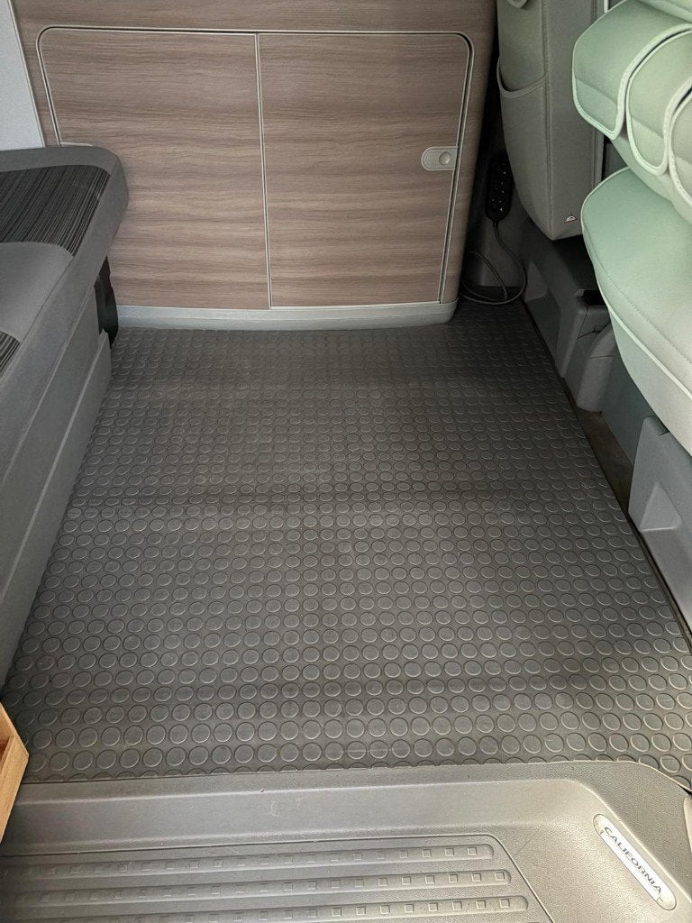 Vloermat Volkswagen California T5, T6, T6.1, Caravans en Kamperen, Ophalen, Gebruikt