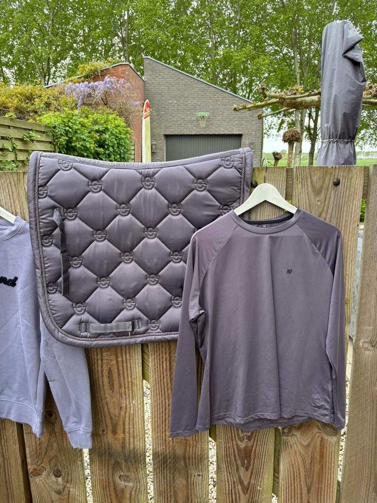 Equestrian Stockholm dark violet set!!, Dieren en Toebehoren, Paarden en Pony's | Dekens en Dekjes, Ophalen of Verzenden, Zo goed als nieuw