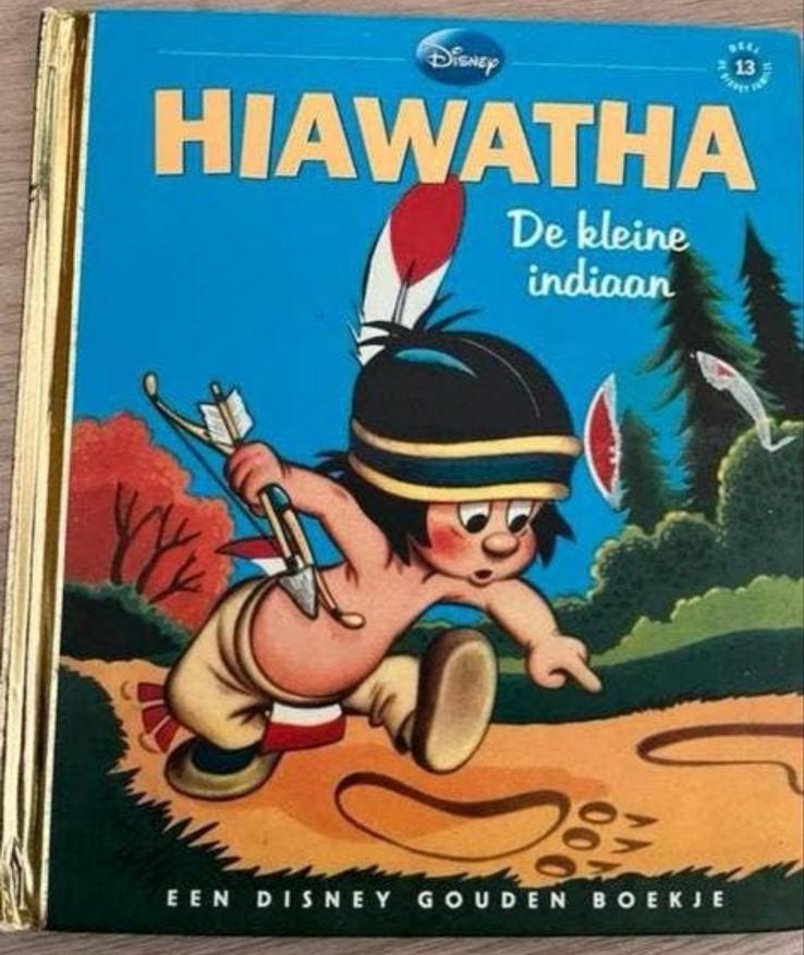 Hiawatha De Kleine Indiaan - Een Disney Gouden Boekje, Ophalen of Verzenden, Gelezen, Fictie algemeen