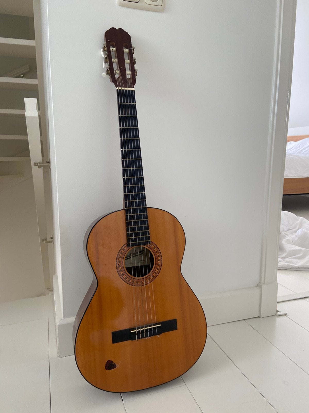 Manuel Serrano klassieke gitaar C.02 – inclusief draagtas, Ophalen, Zo goed als nieuw, Klassieke of Spaanse gitaar