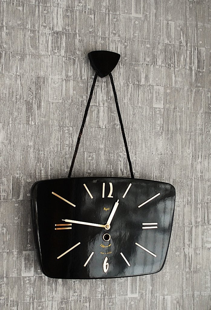 Hout met messing wandklok "Маяк" 70's Sovjet vintage Mayak, Ophalen of Verzenden
