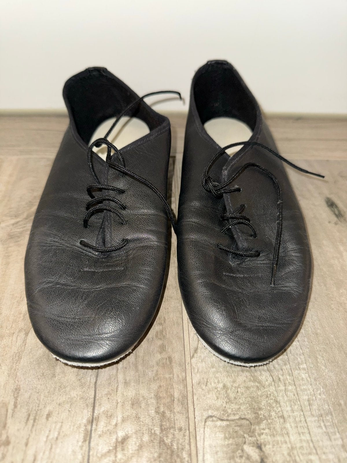 Zwarte jazz schoentjes maat 4, Ophalen of Verzenden, Gedragen, Zwart, Dansschoenen