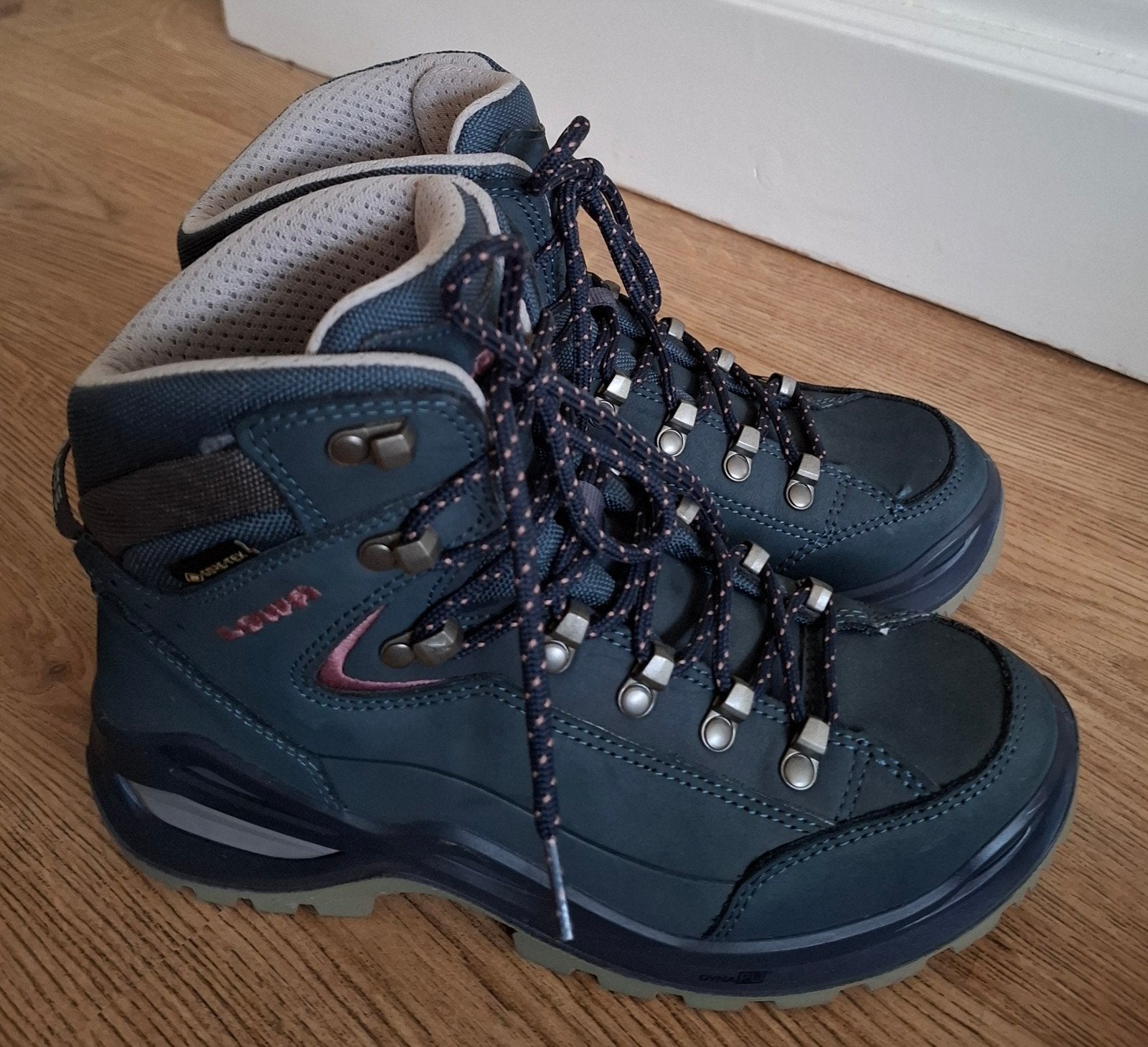 Lowa Renegade GTX Mid wandelschoenen - Zo goed als nieuw, Ophalen of Verzenden, Zo goed als nieuw, Schoenen