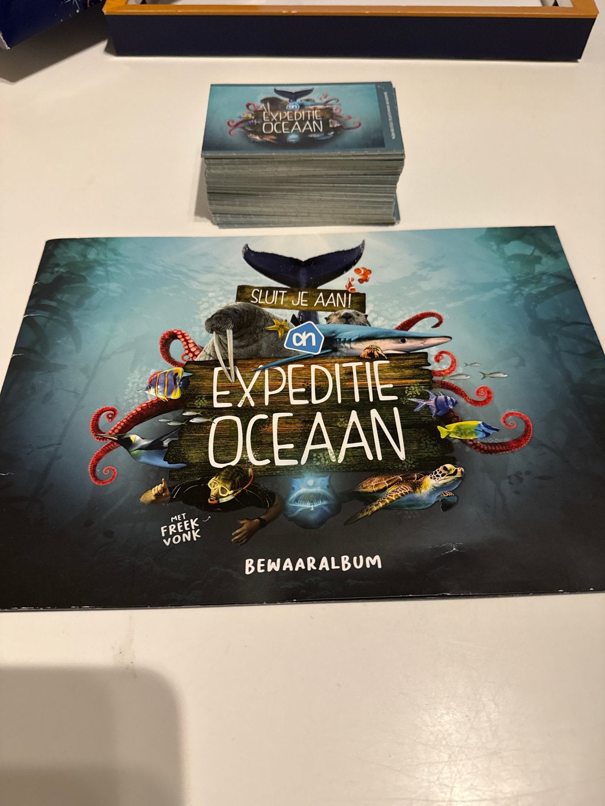 AH Expeditie Oceaan: 95 dubbele plaatjes + bewaaralbum, Verzamelen, Supermarktacties, Albert Heijn, Verzenden