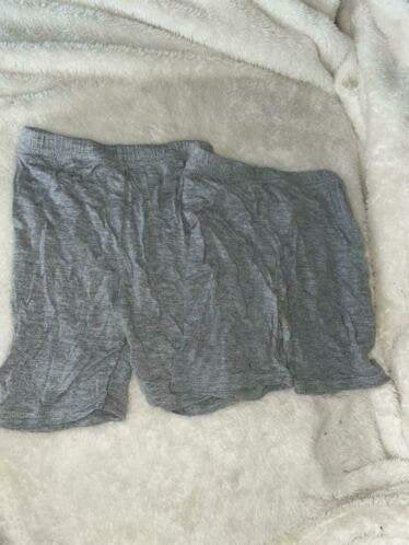 Grijze undy broekje fietsbroekje short 122 ? Korte legging, Verzenden, Gebruikt, Meisje, Broek