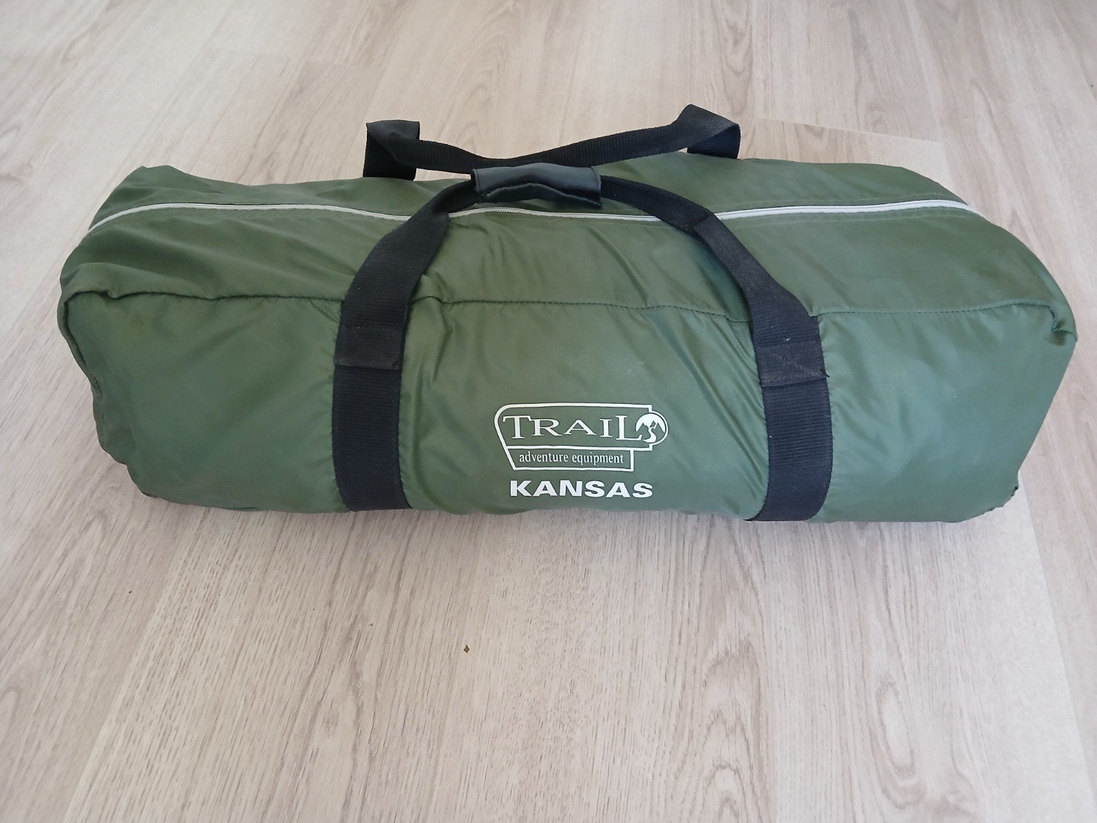 TRAIAL KANSAS :Tent 2á3  pers, nieuw,1x proef op gezet compl, Ophalen, Nieuw
