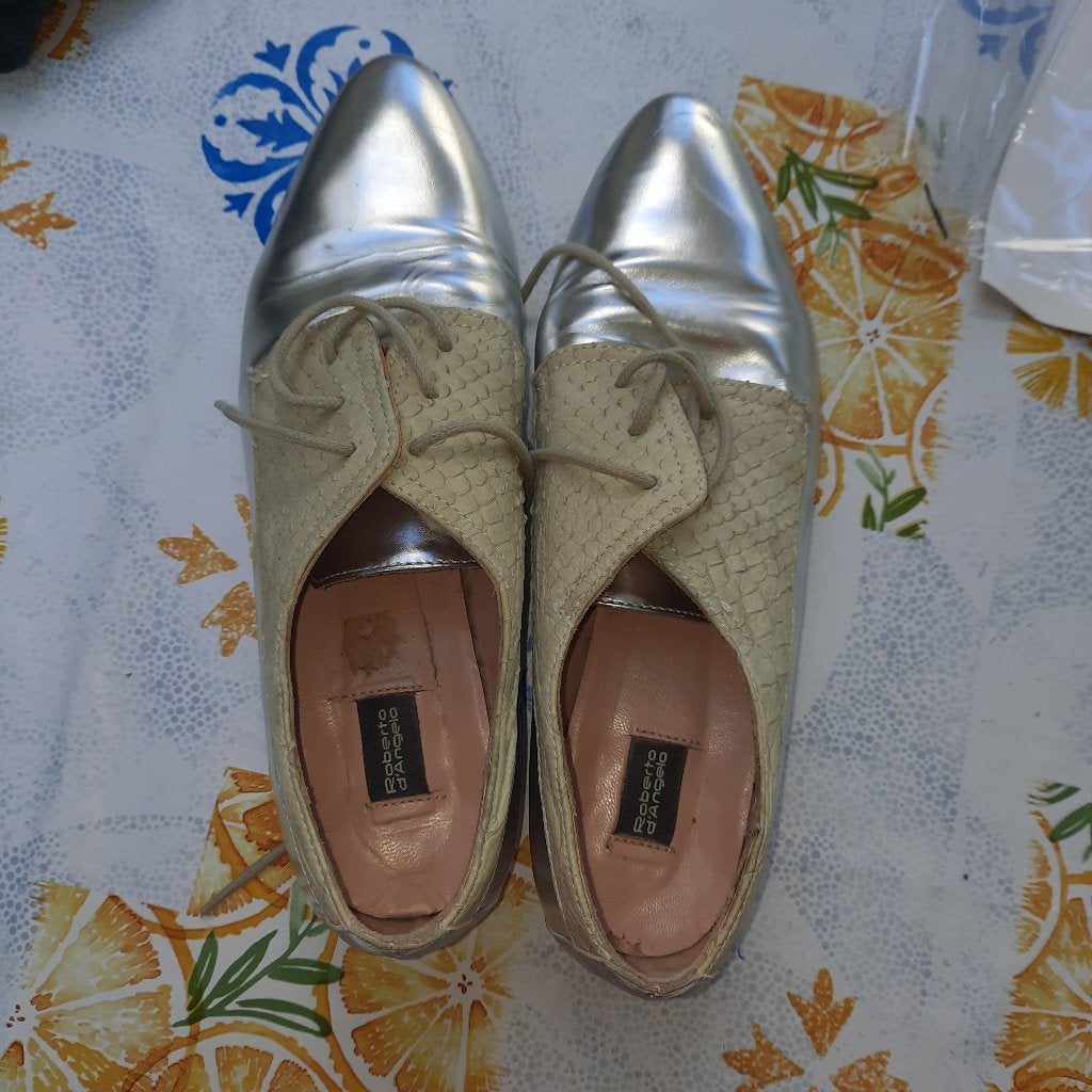 Leuke Italiaanse schoenen 37, Kleding | Dames, Schoenen, Verzenden, Gedragen, Schoenen met lage hakken