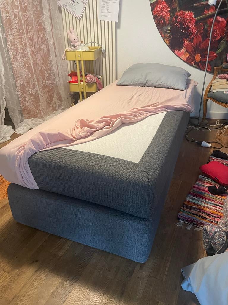 Boxspring 80x200 (pootjes zijn erbij), Huis en Inrichting, Ophalen, Eenpersoons, Zo goed als nieuw, 80 cm