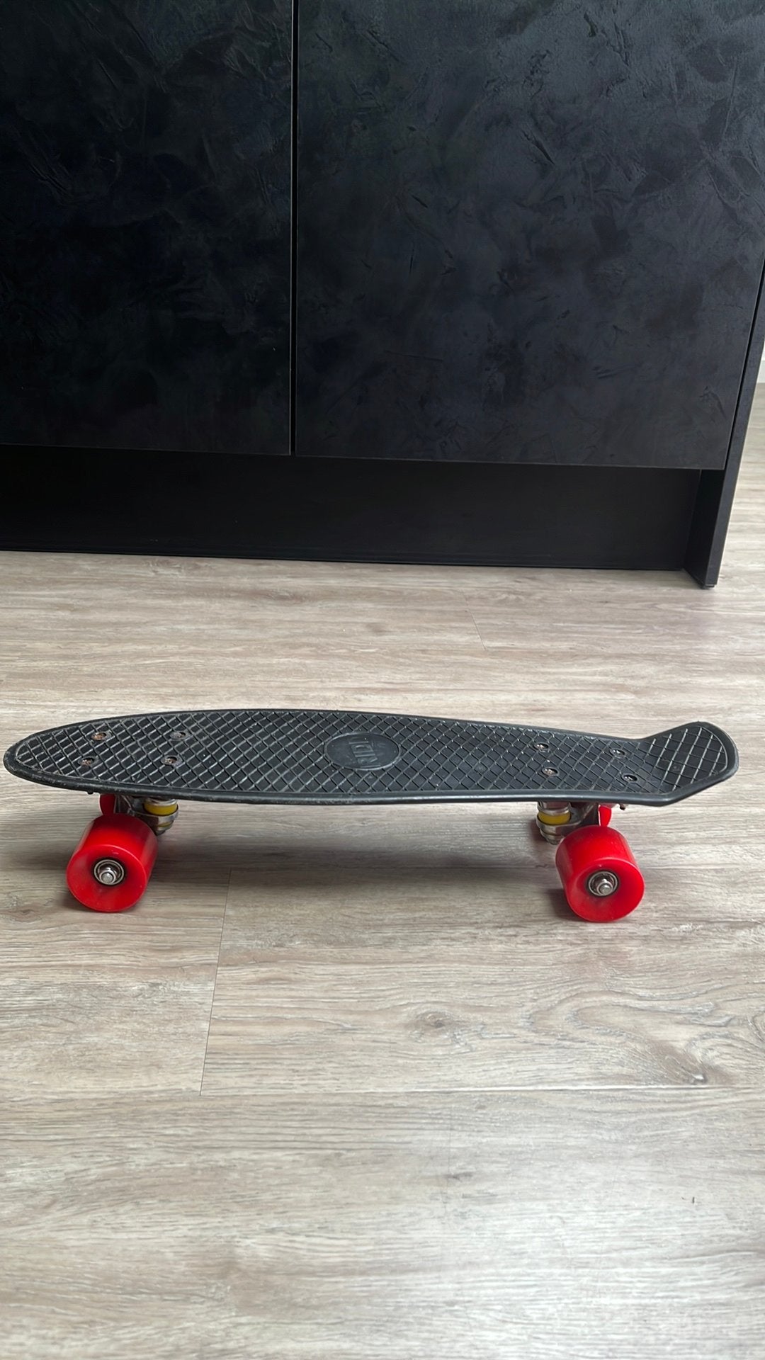 Een leuk skate board, Ophalen, Zo goed als nieuw