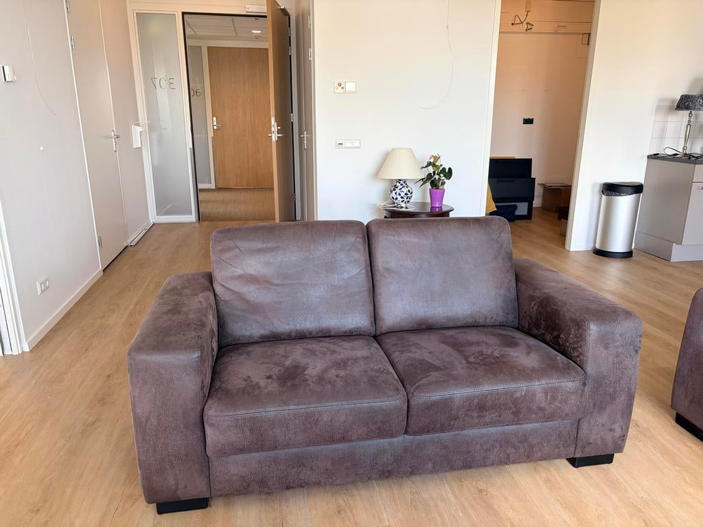 Mooie bruine tweepersoonsbank - Oudewater, Huis en Inrichting, Banken | Bankstellen, Ophalen, Gebruikt, 150 tot 200 cm, Tweepersoons