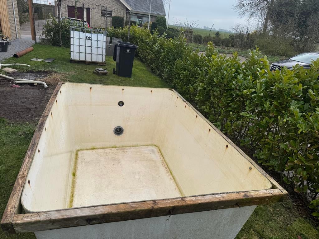 Hot tub met toebehoren - Inbouw, Tuin en Terras, Bubbelbaden en Hottubs, Ophalen, Gebruikt, Vast, Inbouw