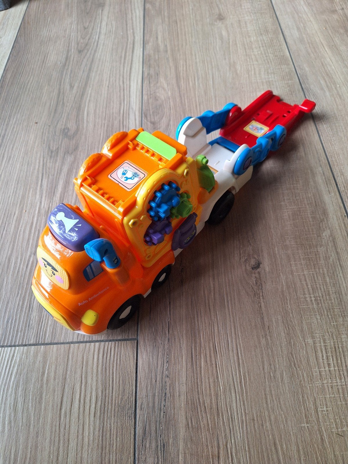 VTech Auto Ambulance met uitklapbare oprit, Ophalen of Verzenden, Zo goed als nieuw