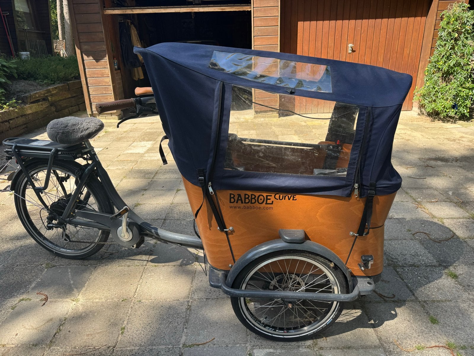 Babboe Curve Elektrische Bakfiets met Huif - 147km, Fietsen en Brommers, Ophalen, Elektrisch, Zo goed als nieuw, 2 kinderen