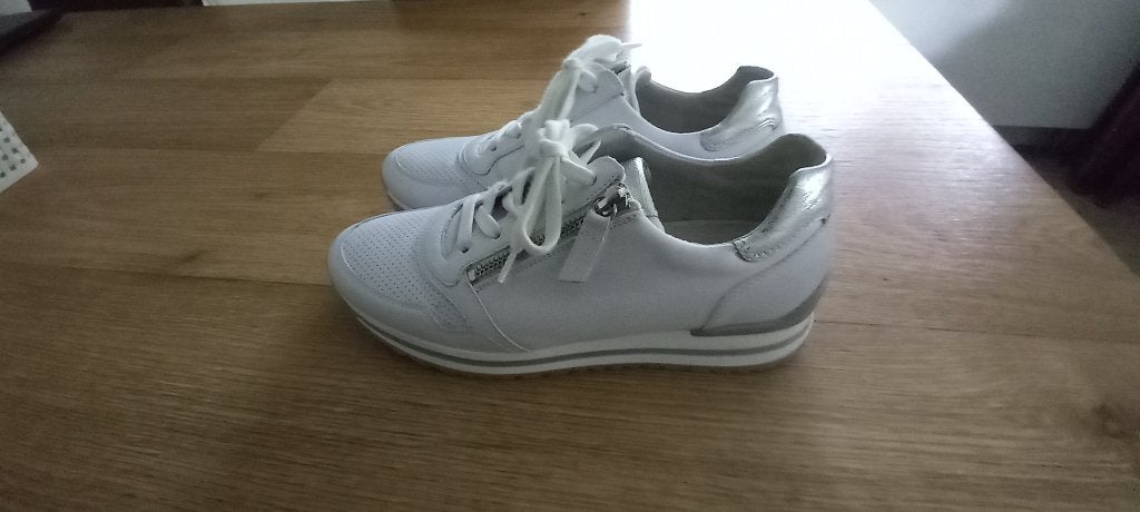 Gabor witte sneakers maat 39 wijdte H., Kleding | Dames, Schoenen, Wit, Gabor, Ophalen of Verzenden, Sneakers of Gympen