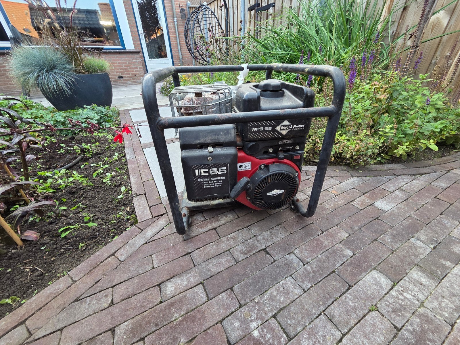 Briggs & Stratton WP3-65 Waterpomp - Gebruikt, Tuin en Terras, Ophalen of Verzenden, Gebruikt, Elektrisch, Beregeningspomp