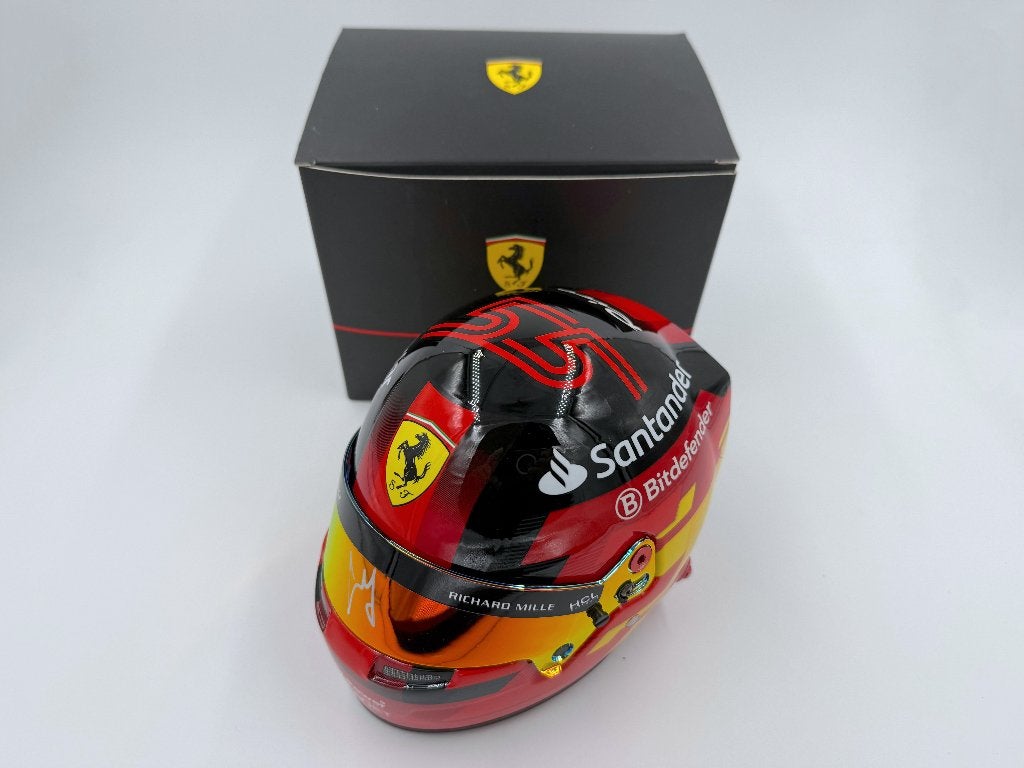 1/2 casque helmet F1 Sainz 2024 (Ferrari) signed, Ophalen of Verzenden, Formule 1