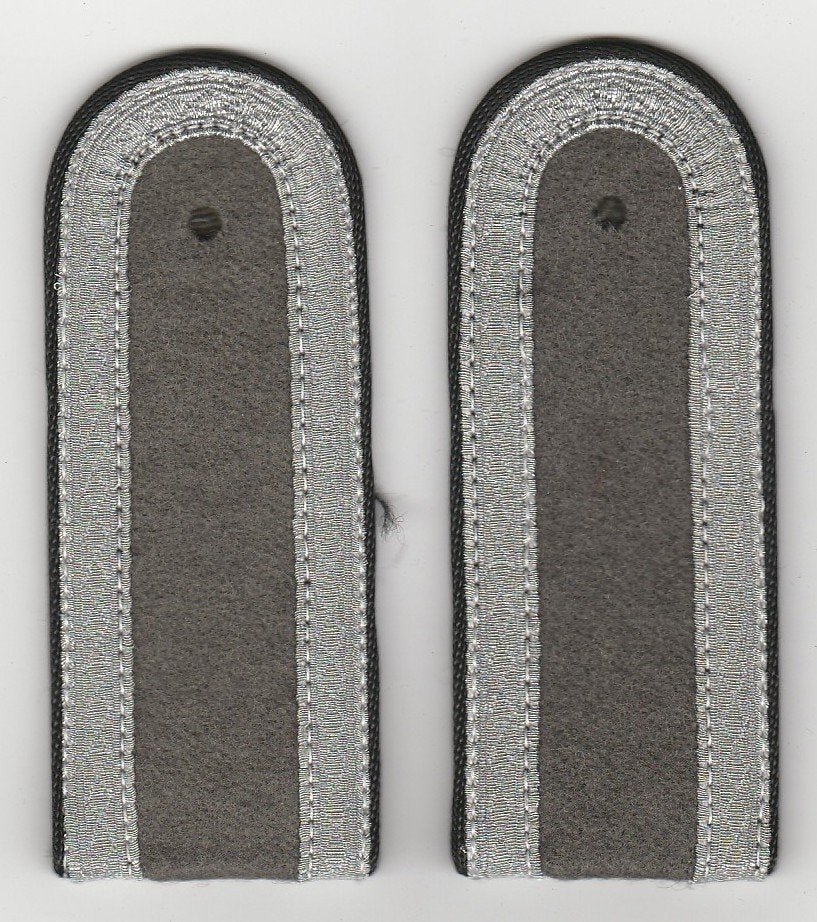 DDR (Oost-Duitsland)- schouderstukken Unteroffizier Pioniere, Verzenden, Landmacht, Duitsland, Embleem of Badge
