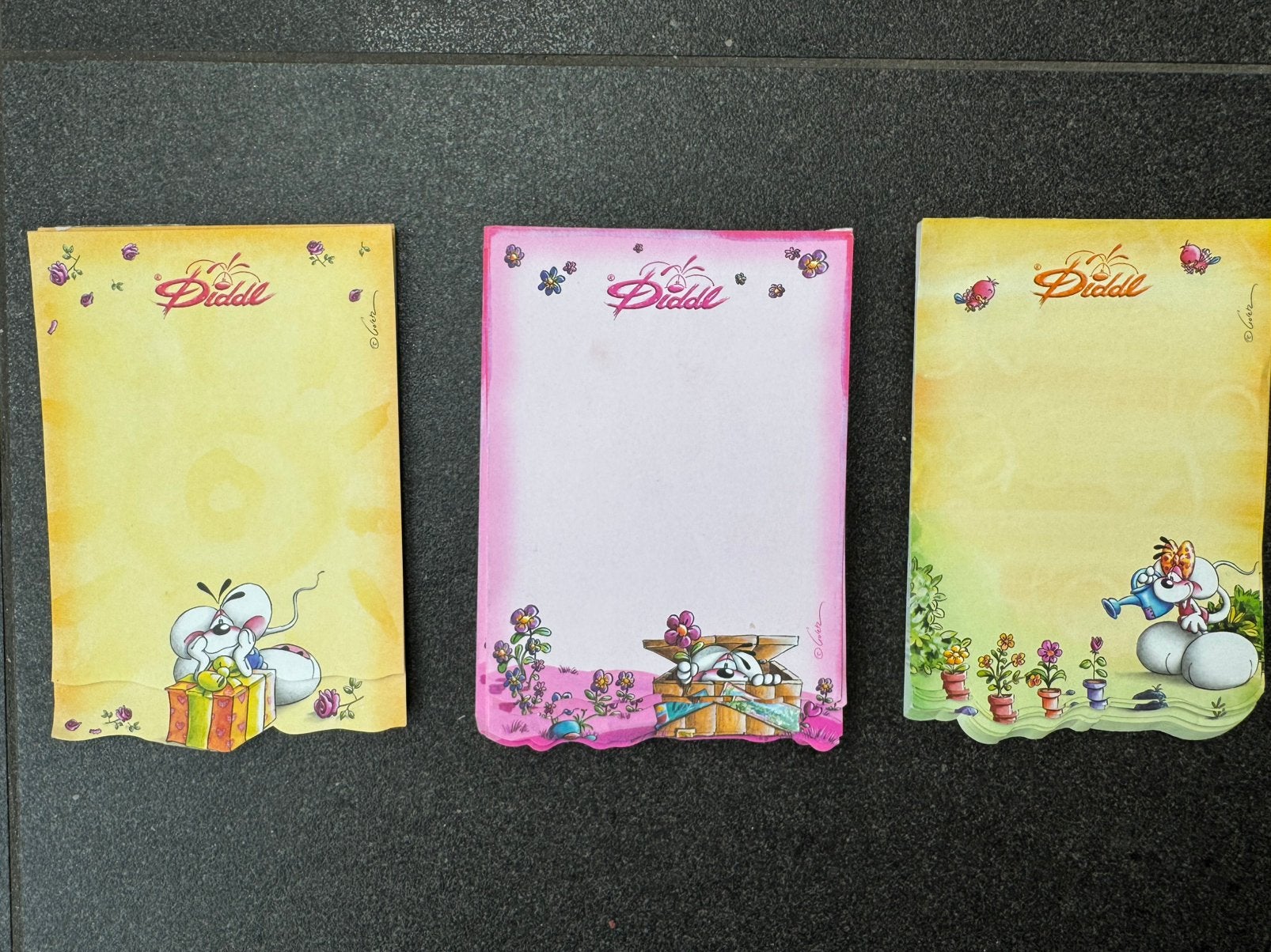 Diddl blokjes 3 stuks (zijn al wat blaadjes af), Ophalen of Verzenden, Zo goed als nieuw, Papier, Kaart of Schrift