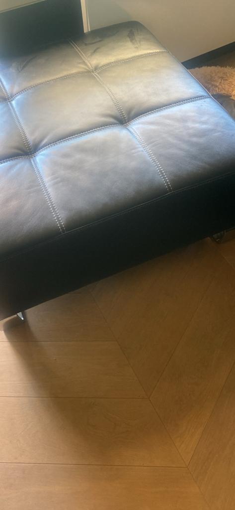 Mooie poef / hocker, Huis en Inrichting, Ophalen, Kunstleer, Vierkant, 75 tot 100 cm
