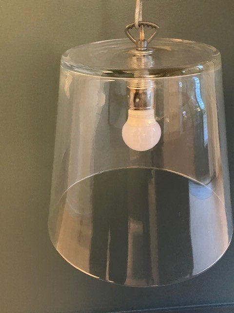 Een hele leuke glazen hanglamp, Huis en Inrichting, Lampen | Hanglampen, Trendy, E27 (groot), Ophalen of Verzenden, Glas