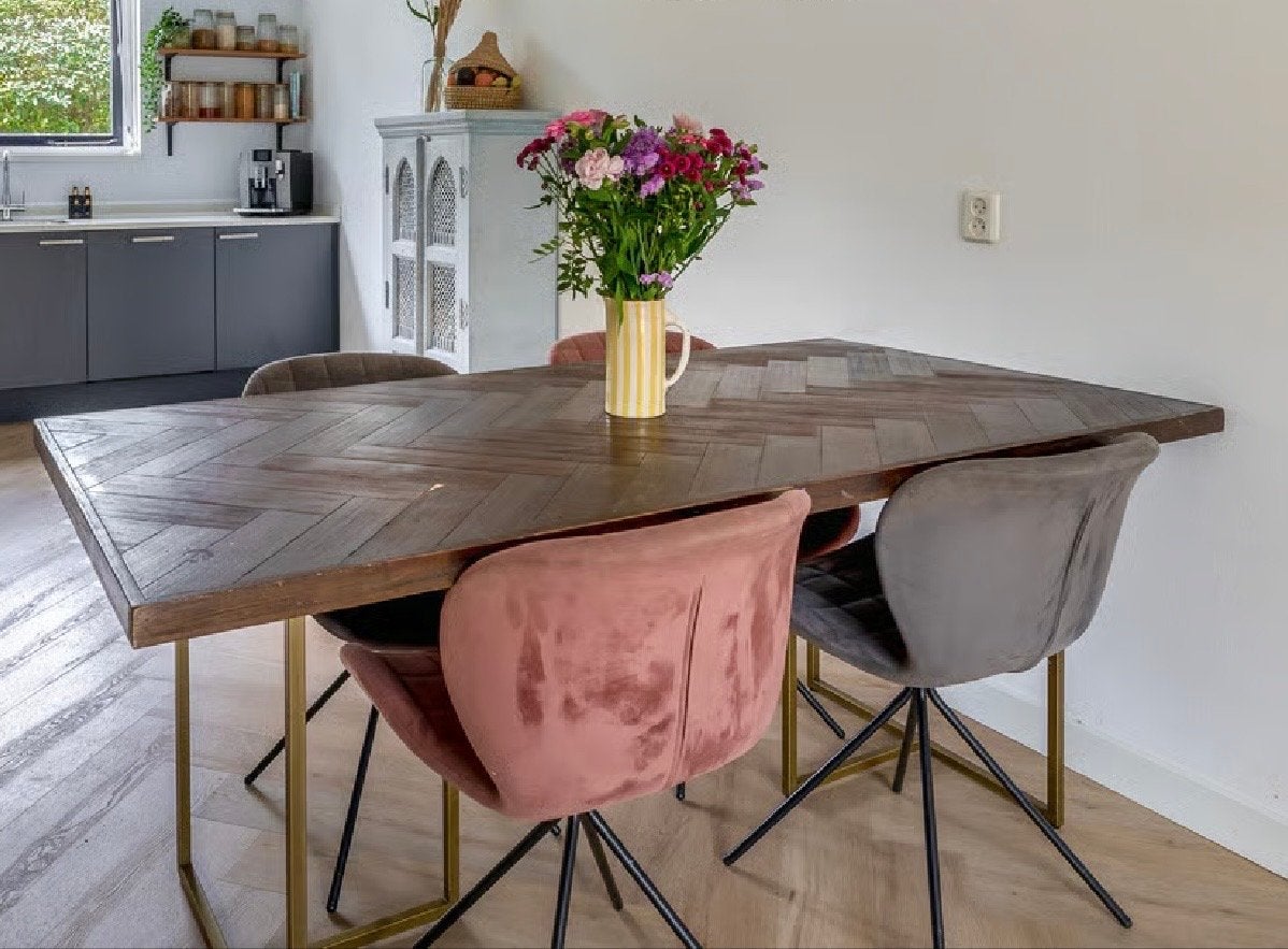 Dutchbone eettafel met 4 Zuiver stoelen, Gebruikt, 100 tot 150 cm, Ophalen of Verzenden, 150 tot 200 cm