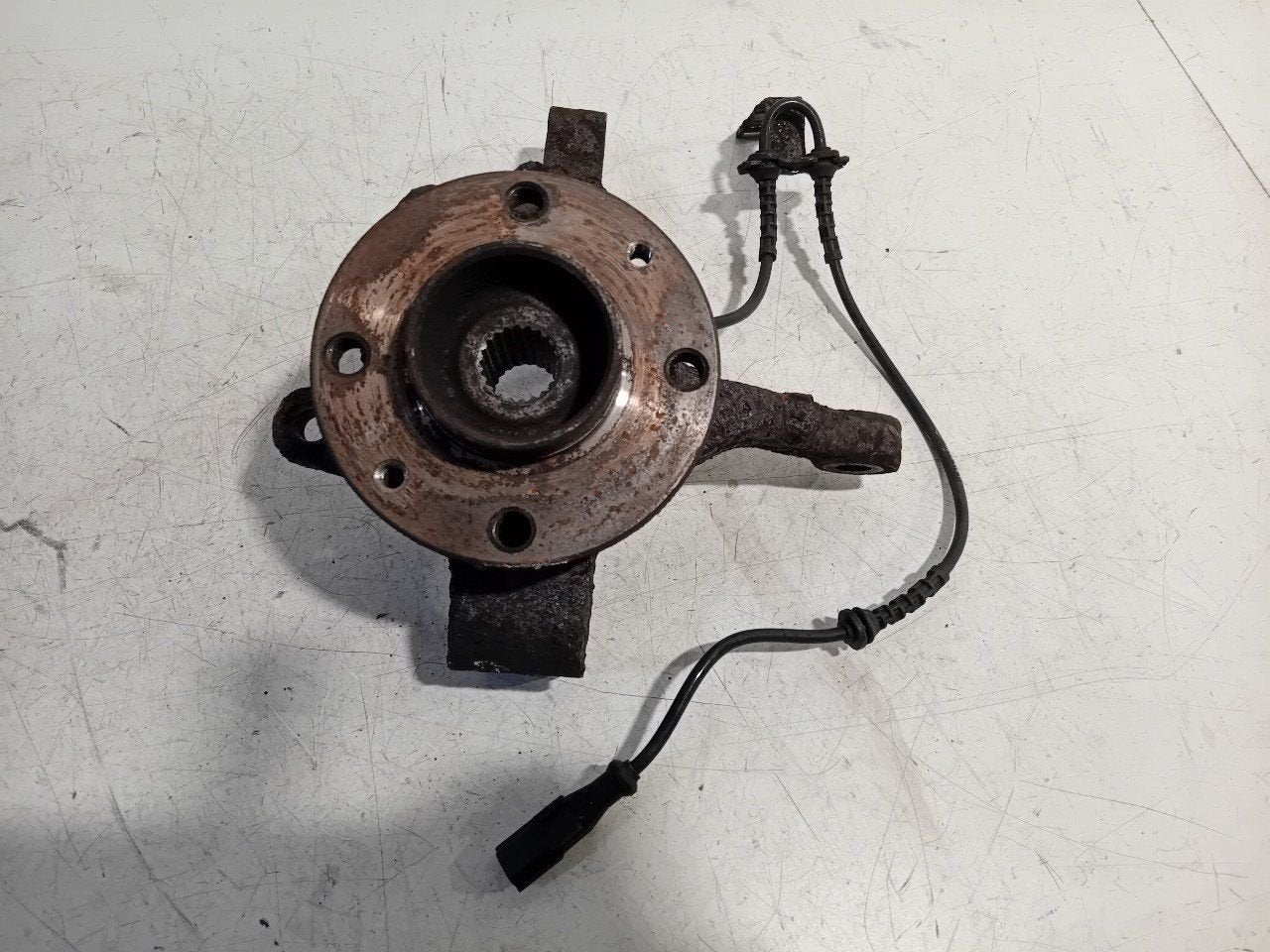 Wielnaaf rechts voor Dacia Sandero, Dacia, Onderdelen@venauto.nl, Van der Ven Autorecycling B.V., Gebruikt
