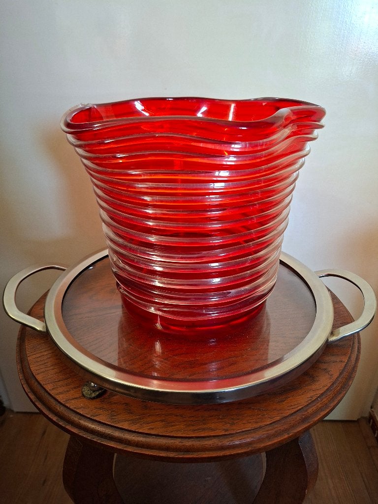 Rode kunst glas vaas met heldere swirl, Huis en Inrichting, Woonaccessoires | Vazen, Ophalen, 21 cm, Met patroon/structuur, Rood