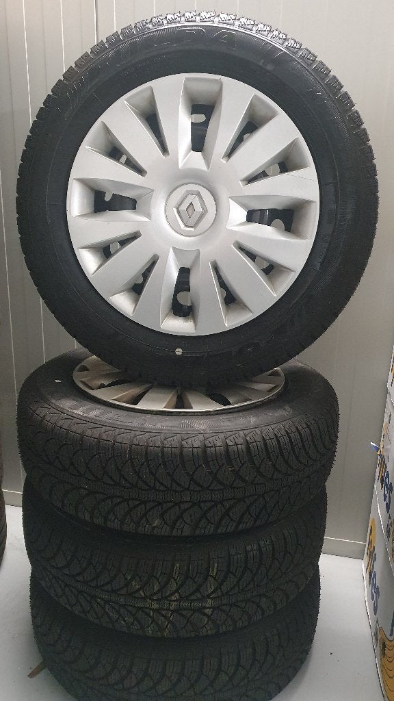 15"Winter Set Origineel Renault Clio/Modus/Zoe/Logan Zgan!!!, Auto-onderdelen, Gebruikt, 15 inch, Banden en Velgen, Personenwagen