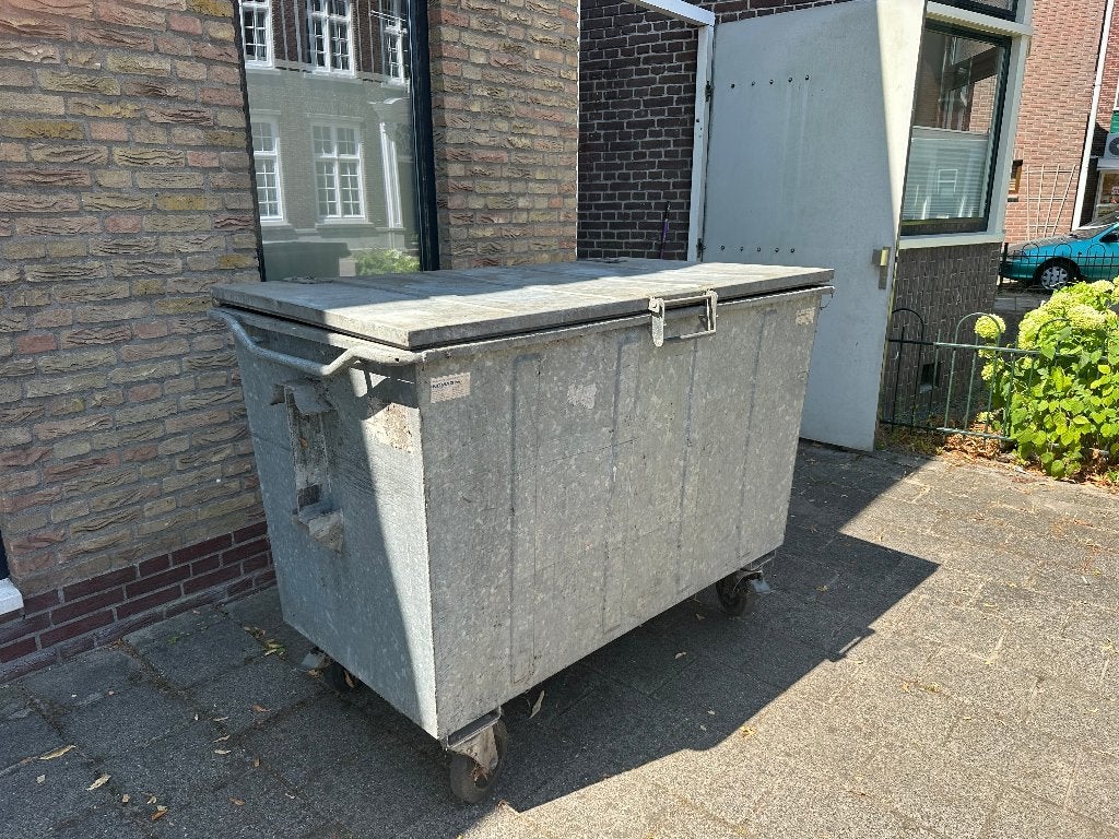 Container 1100 liter staal, Ophalen, Gebruikt