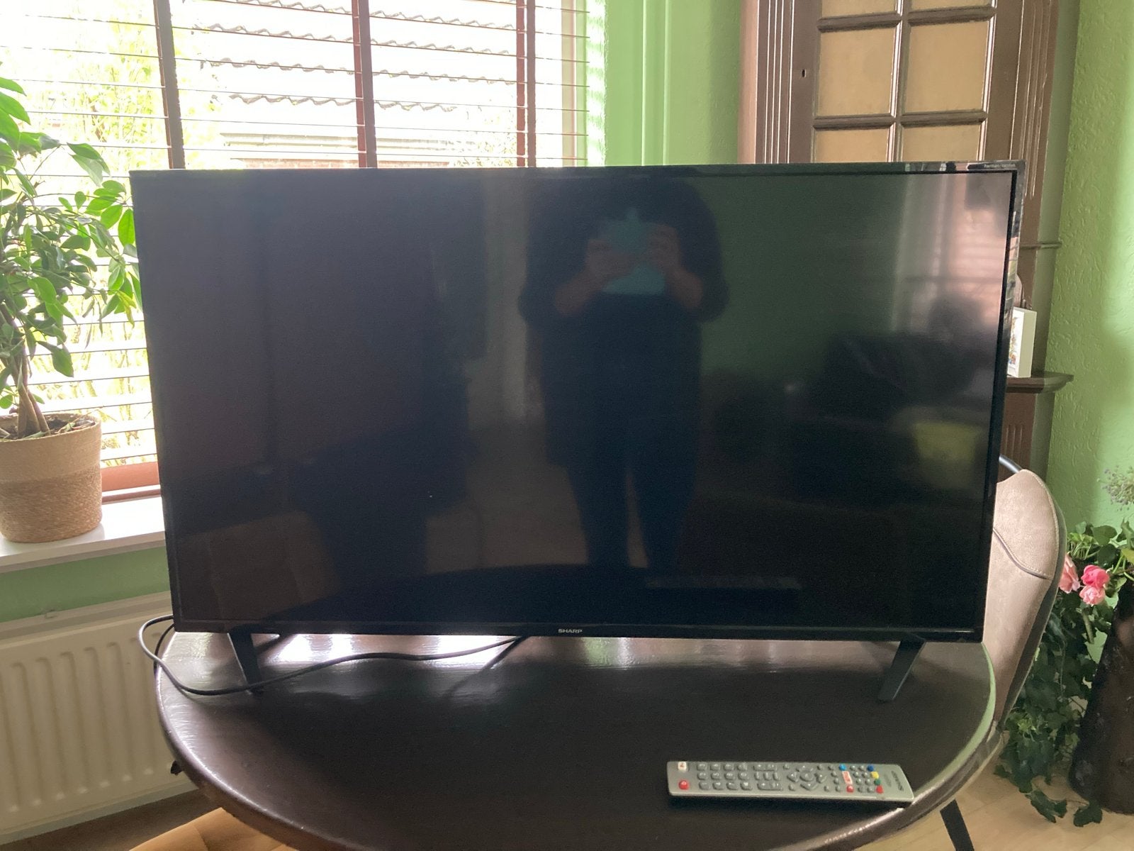 Sharp Harman/Kardon 42 inch Smart TV met Netflix/YouTube, Ophalen, 100 cm of meer, Sharp, Smart TV