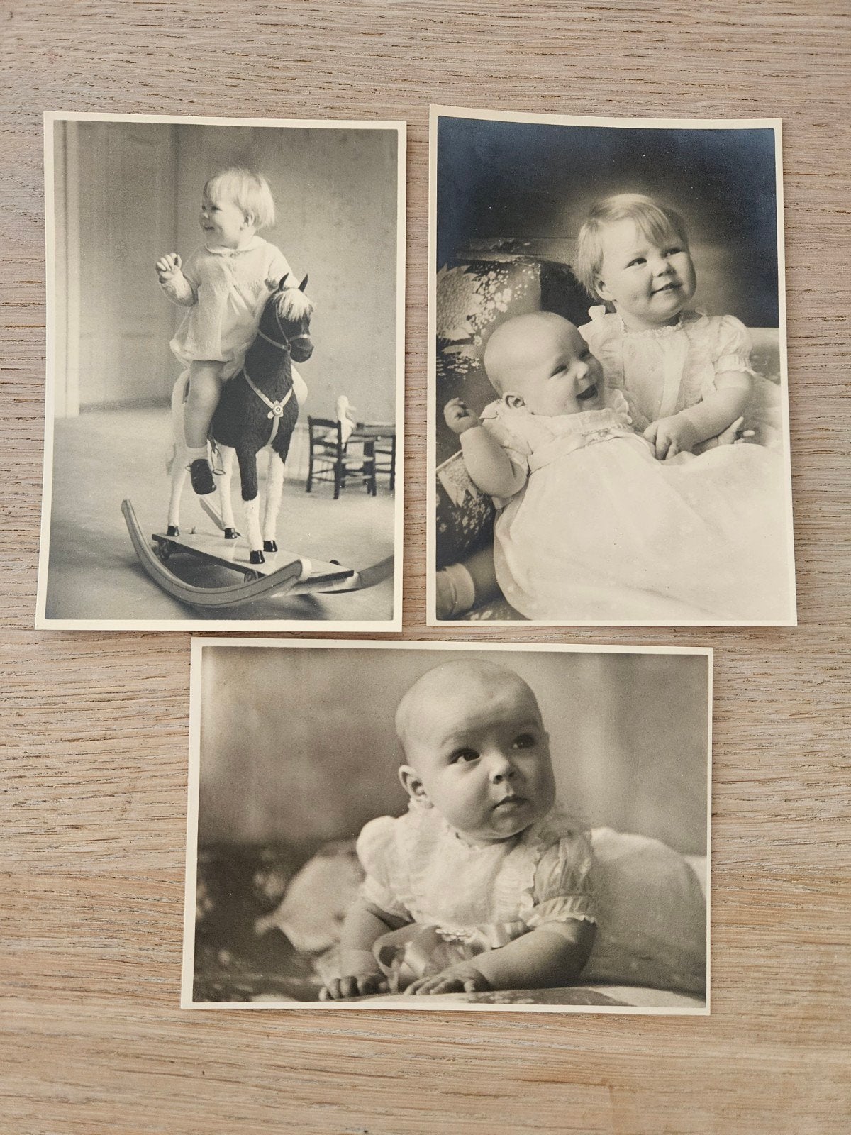 3 briefkaarten Koninklijke Huis. Familie   Beatrix en Irene, Postzegels en Munten, Postzegels | Nederland, Ophalen of Verzenden