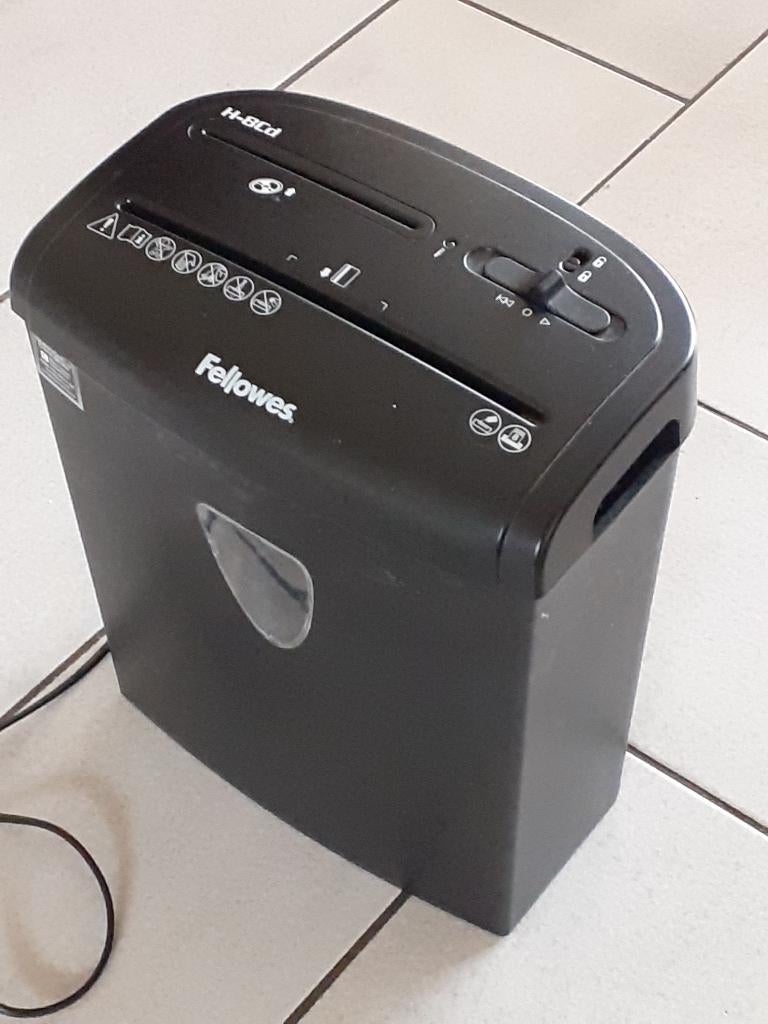 Papiervernietiger Fellowes H-8Cd, Ophalen, Gebruikt