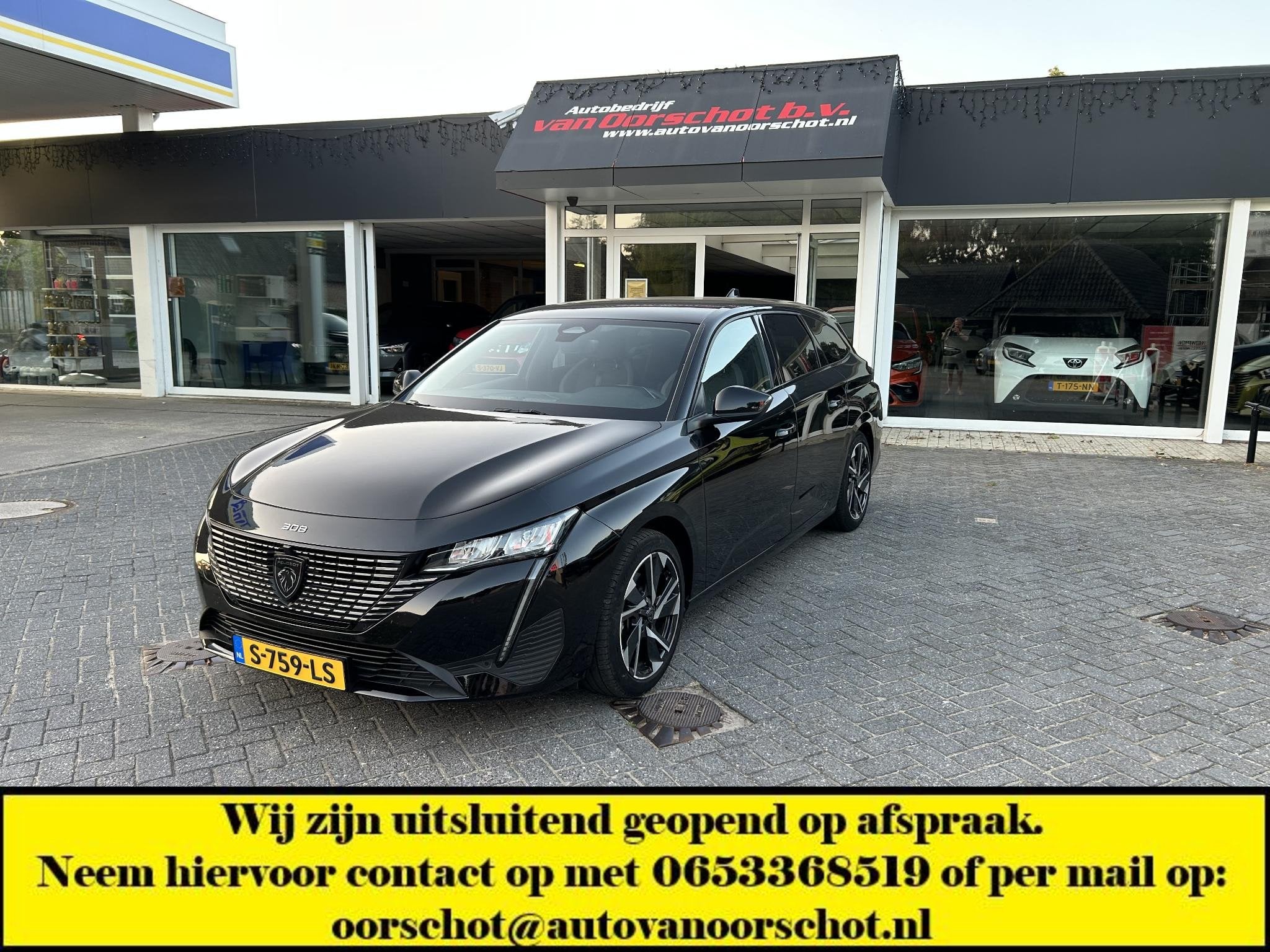 Peugeot 308 SW 1.2 PureTech Allure Pack Business, Auto's, Voorwielaandrijving, 1199 cc, Leder en Stof, Zwart