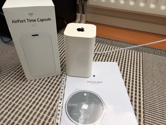 Apple TimeCapsule 2TB, Ophalen of Verzenden, Gebruikt, Router, Apple Time Capsule