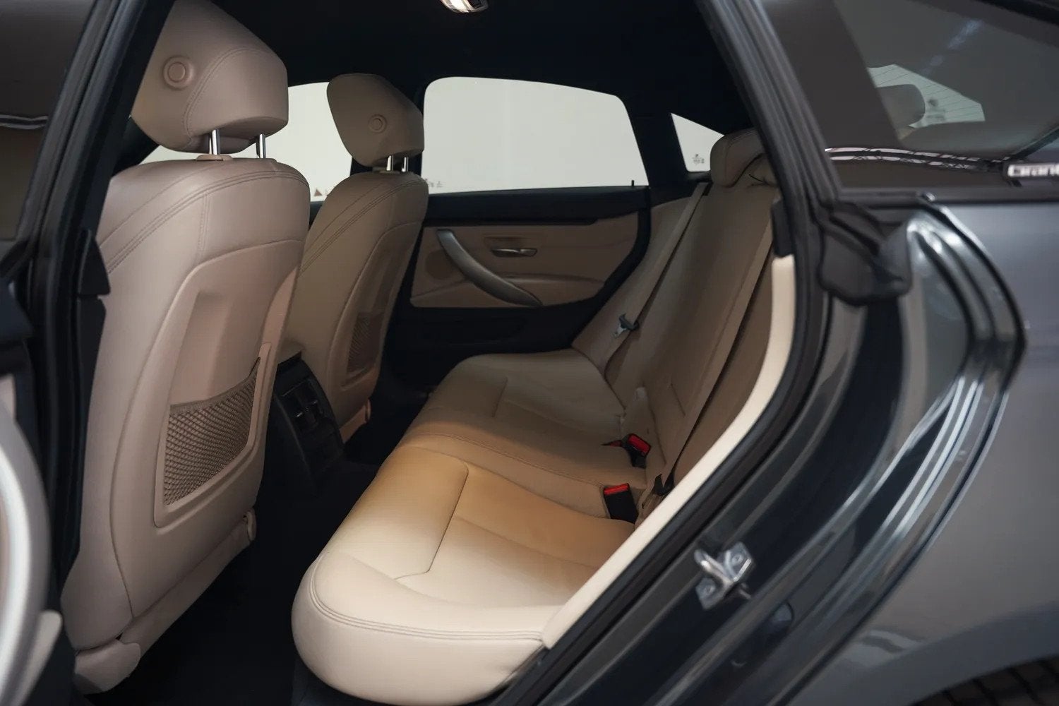 Foto 11 van BMW 4 Serie Gran Coupe 418i High Executive Aut. [ Sportstoel
