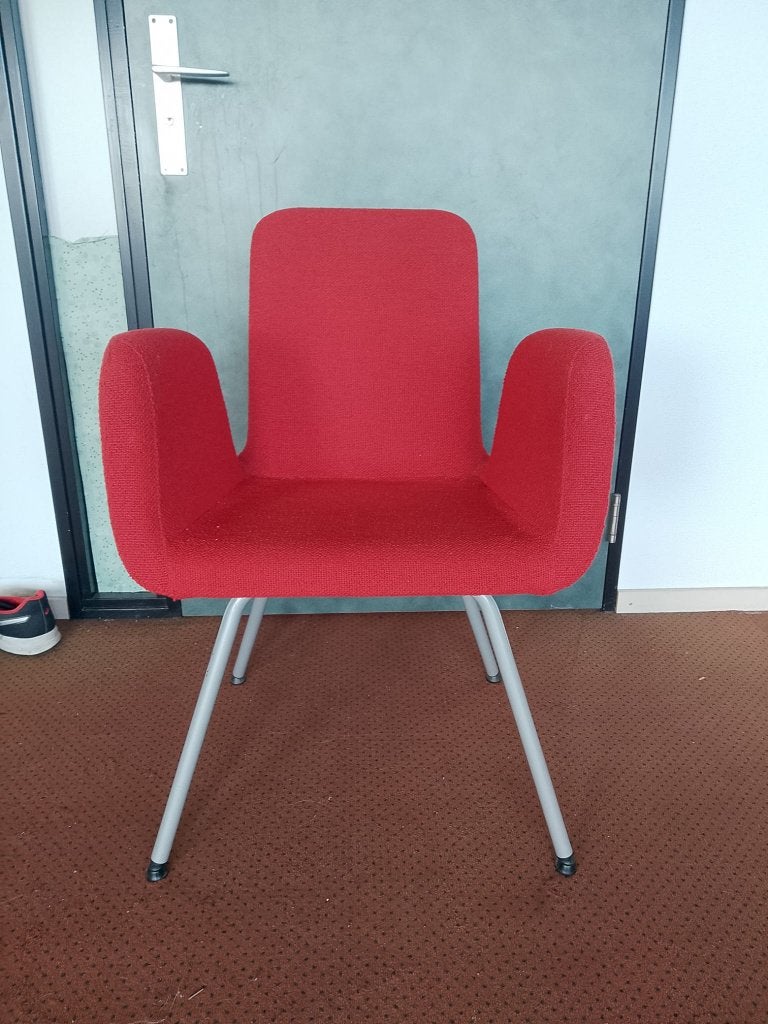 Eettafel stoel, rood, 3 stuks, Huis en Inrichting, Ophalen, Gebruikt, Drie, Kunststof