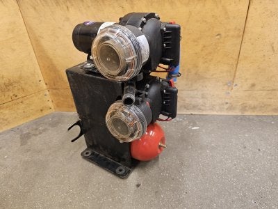 Johnson Aqua Jet Duo Waterdruksysteem, Watersport en Boten, Bootonderdelen, Niet ingevuld, Gebruikt, Niet ingevuld, Niet ingevuld