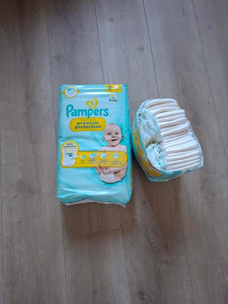 Pampers 82 stuks maat 2., Ophalen, Nieuw, Jongetje of Meisje, Zwemluier