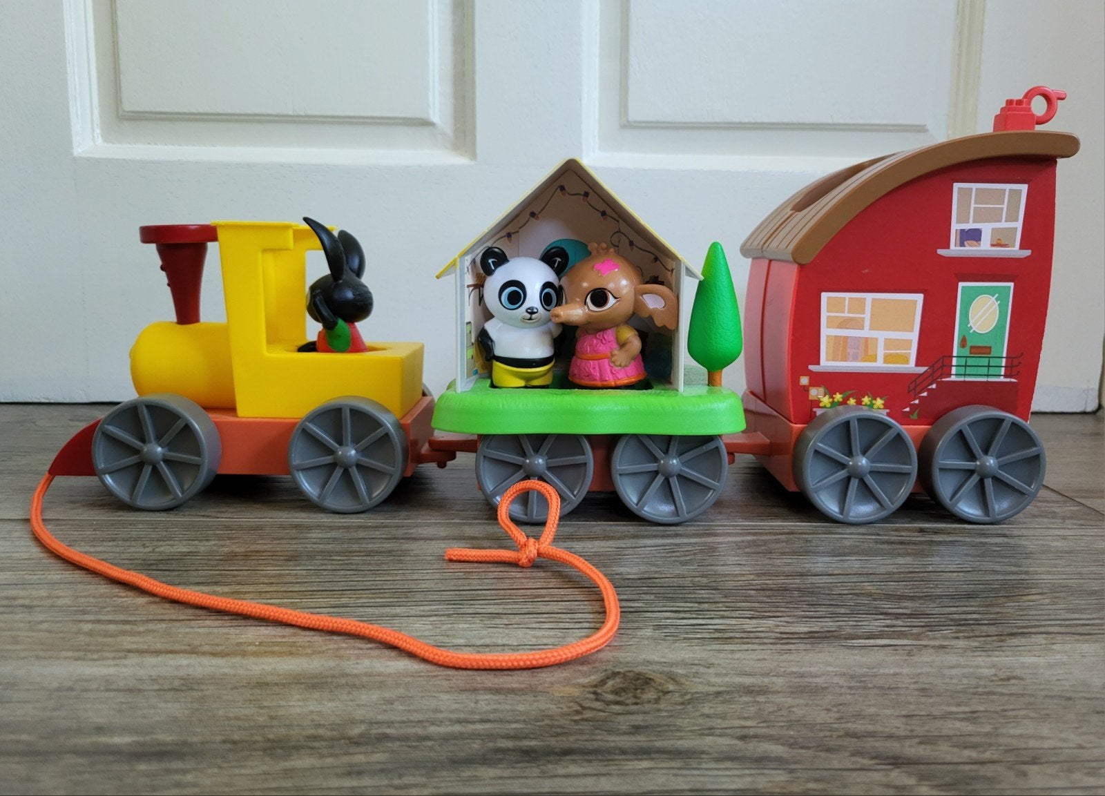 Bing trein met licht en geluid speelset Fisher Price, Ophalen of Verzenden, Zo goed als nieuw