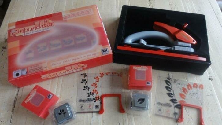 Empunchlar, punch & emboss system, met accessoires, Gebruikt, -, -, Ophalen of Verzenden