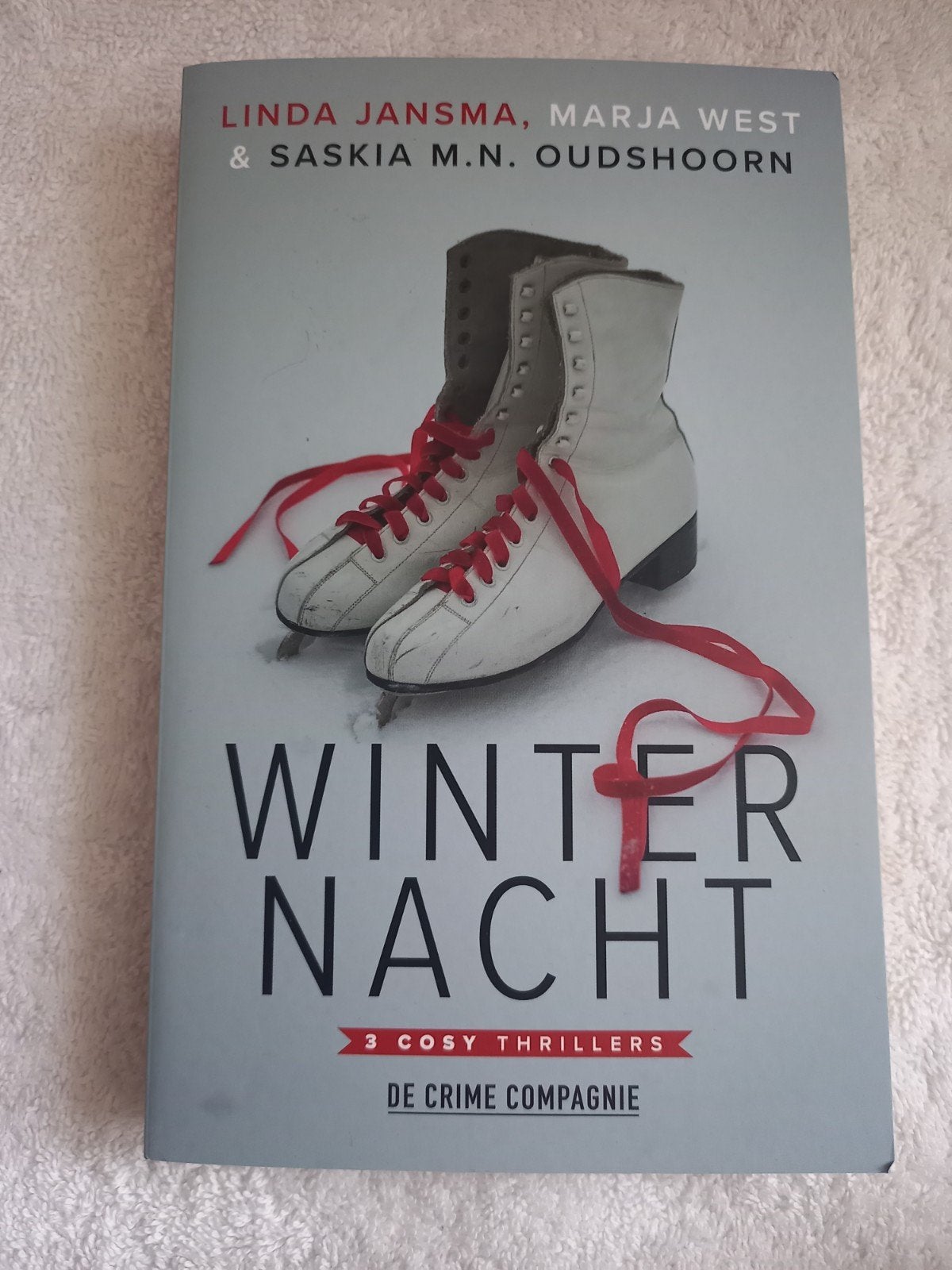 d5 Winternacht: 3 Cosy Thrillers - Linda Jansma e.a., Ophalen of Verzenden, Zo goed als nieuw, Linda Jansma, Marja West & Saskia M.N. Oudshoorn