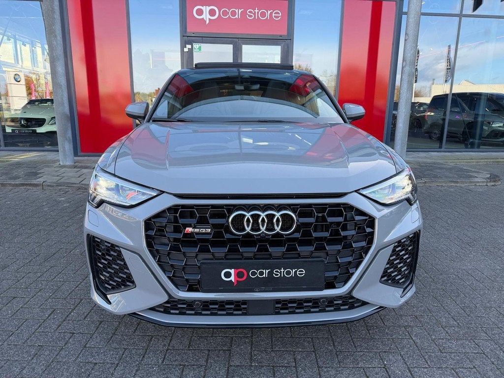 Audi RSQ3 Sportback RS Panorama Full spec, Auto's, Audi, Automaat, Gebruikt, Euro 6, 1675 kg