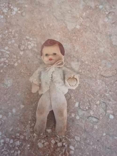 Oud Duits poppenhuis miniatuur babypopje 7 cm, Ophalen of Verzenden, Gebruikt