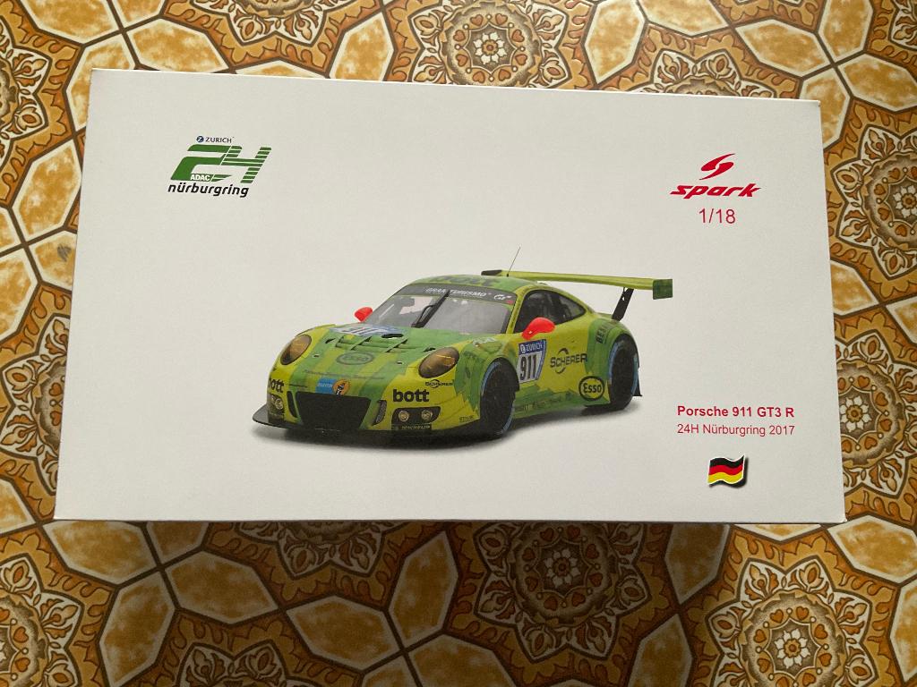 1/18 spark Porsche 911 gt3 R 24h Nurburgring  2017, Ophalen of Verzenden, Nieuw, Auto, Overige merken
