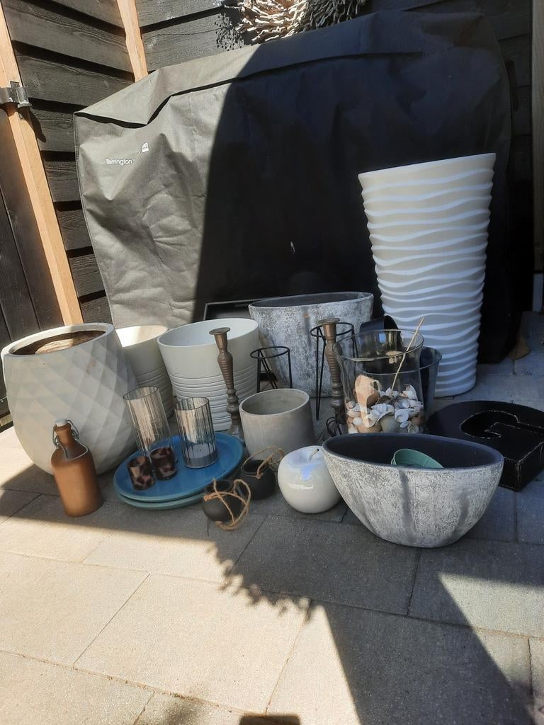 Potten en accessoires voor de tuin, voor n tweede leven, Ophalen, Kunststof, Rond, Tuin