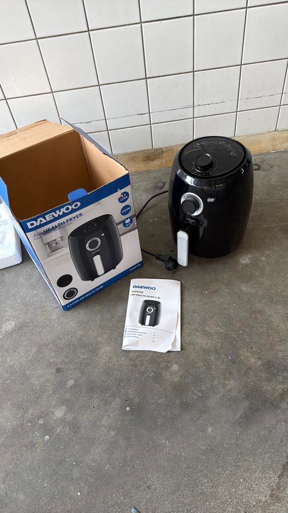Daewoo airfryer 2.4L 1000W, Ophalen of Verzenden, Zo goed als nieuw, Airfryer