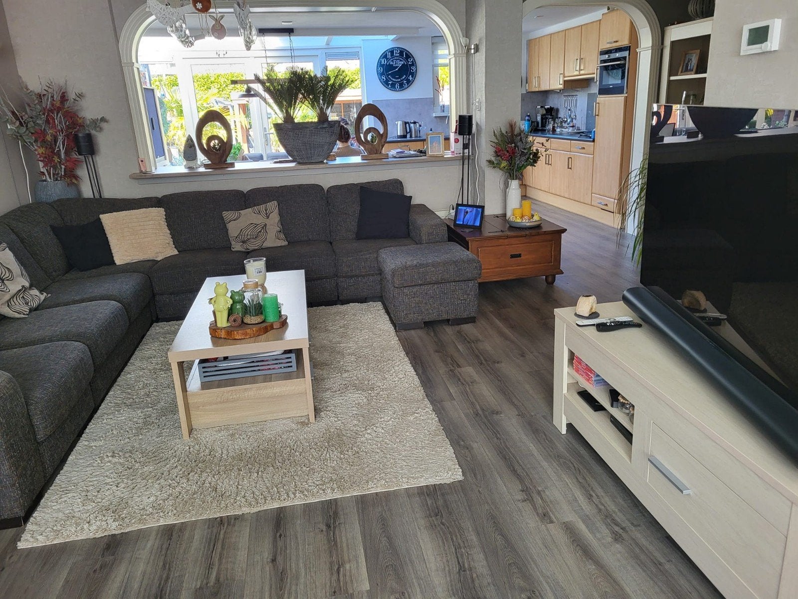 Grote hoekbank met chaise longue en poef, Ophalen, Gebruikt, 100 tot 125 cm, Hoekbank