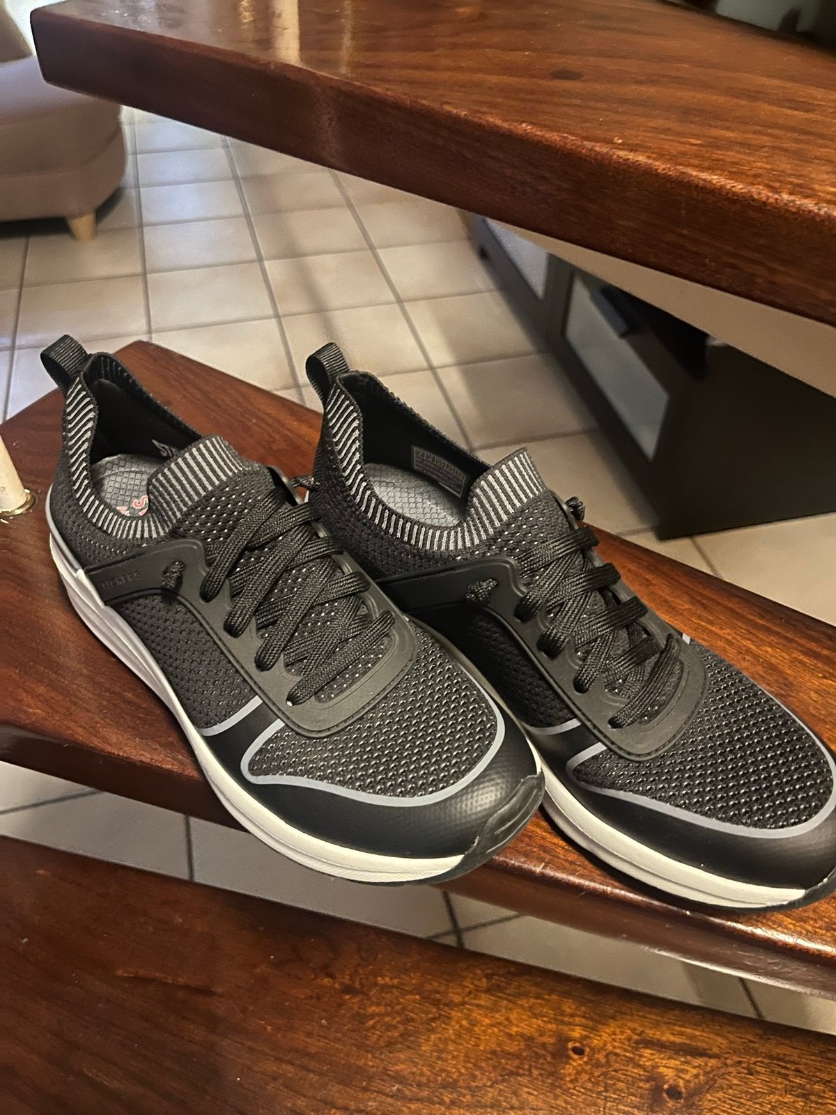 Skechers Memory Foam Sneakers Zwart Maat 38, Ophalen of Verzenden, Nieuw, Zwart, Sneakers of Gympen