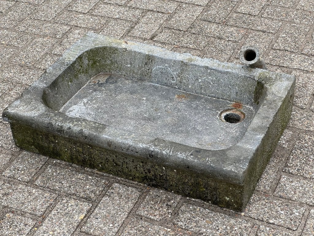 Antieke hardstenen wasbak i.z.g.s. 72x50x15cm en diepte 8cm, Antiek en Kunst, Ophalen